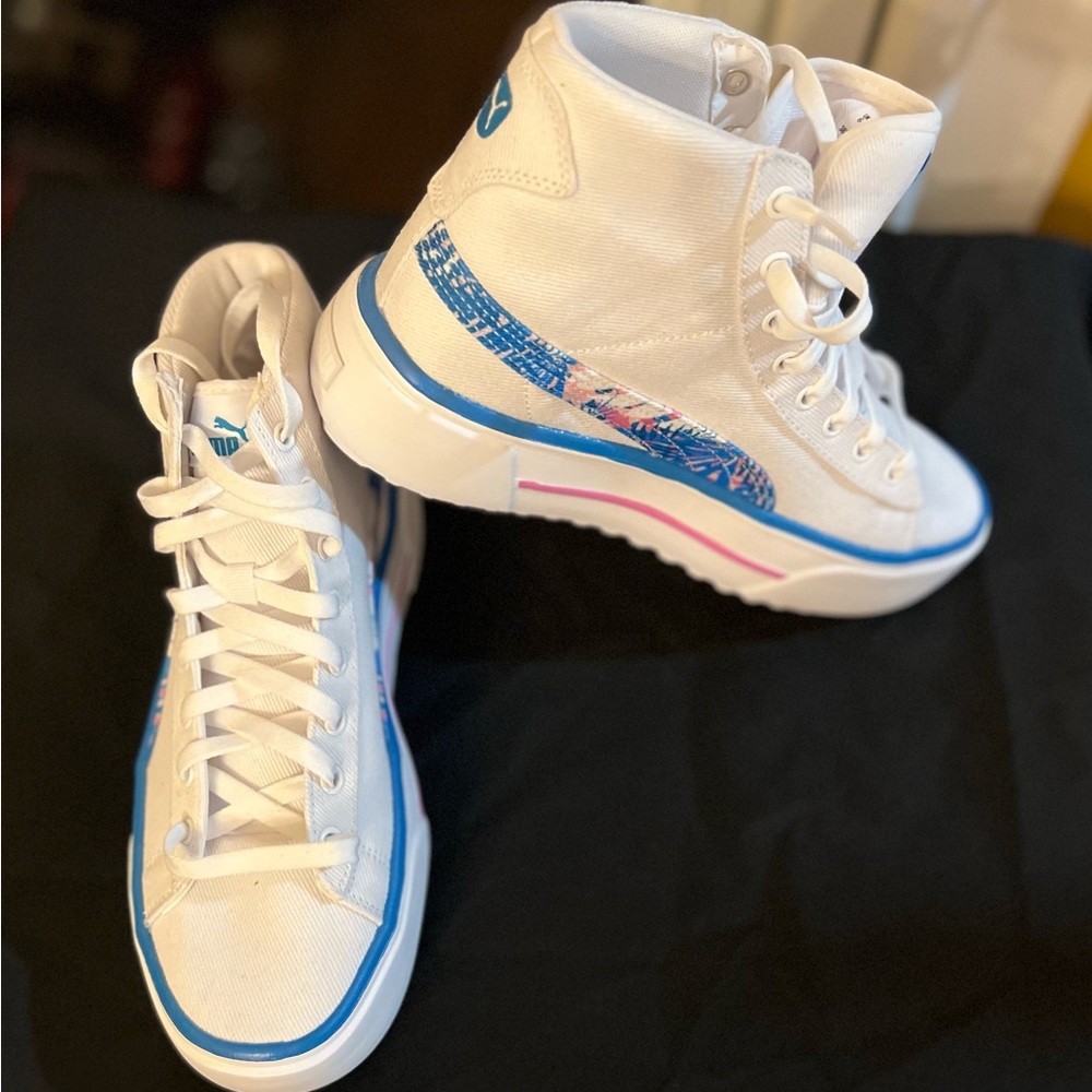 Puma High Top Sneakers (Women’s)